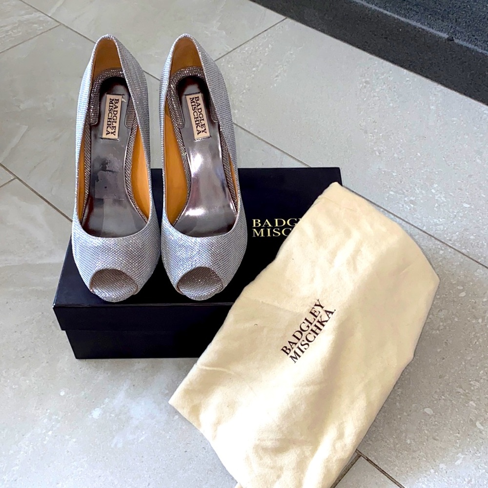 Badgley Mischka Drama OpenToe Canvas Platform Heel